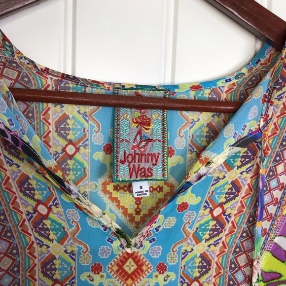 Johnny Was Floral Mixed Medai Split Neck Scallop Hem Georgette Blouse Size Small - Picture 3 of 11